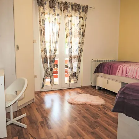 Victory-2 By Interhome